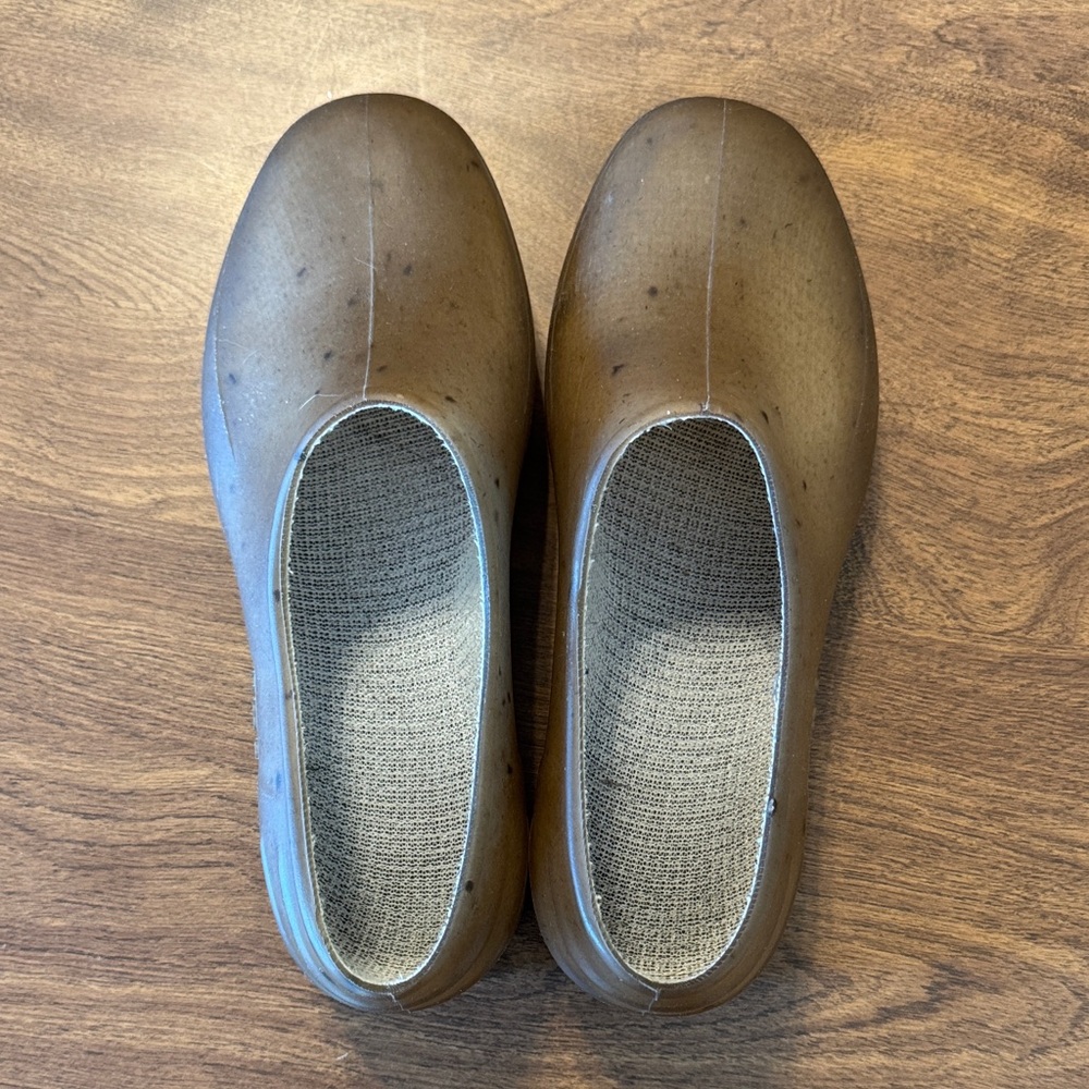 Hemp Garden Clog 36